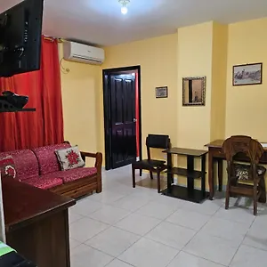 blanca-apartments.guayaquilhotels.org/